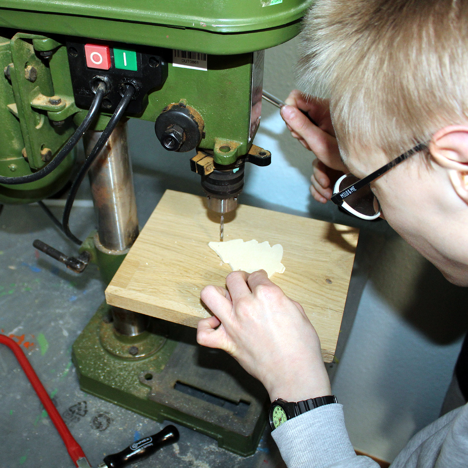 Christbaumschmuck-Werkstatt im Kindertreff