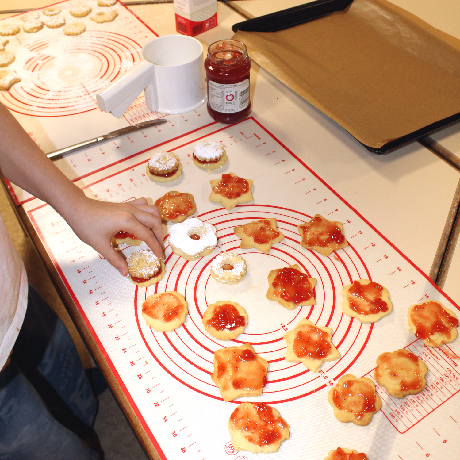 Weihnachtsbäckerei 2025