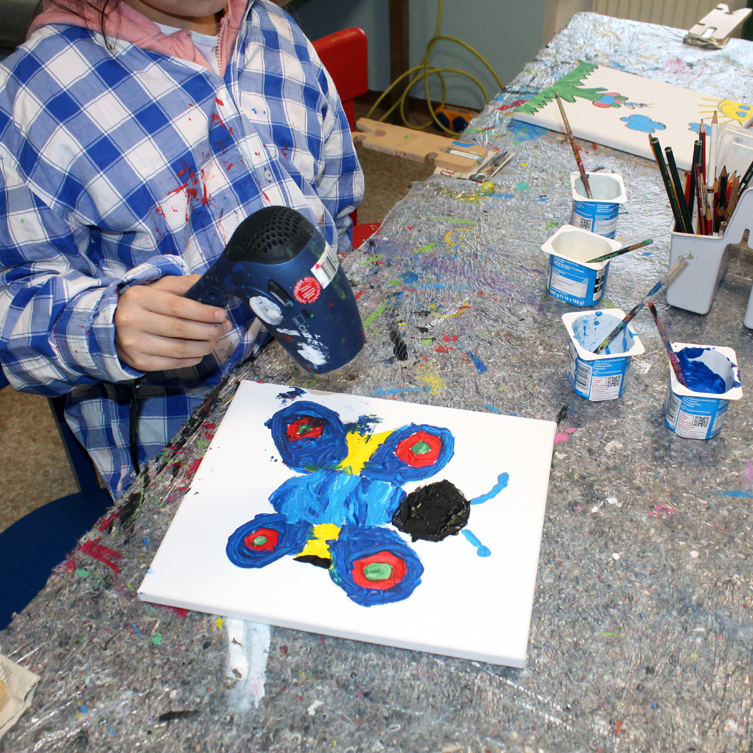 Kleine Kunstwerke aus der "Leinwandbilder-Werkstatt"