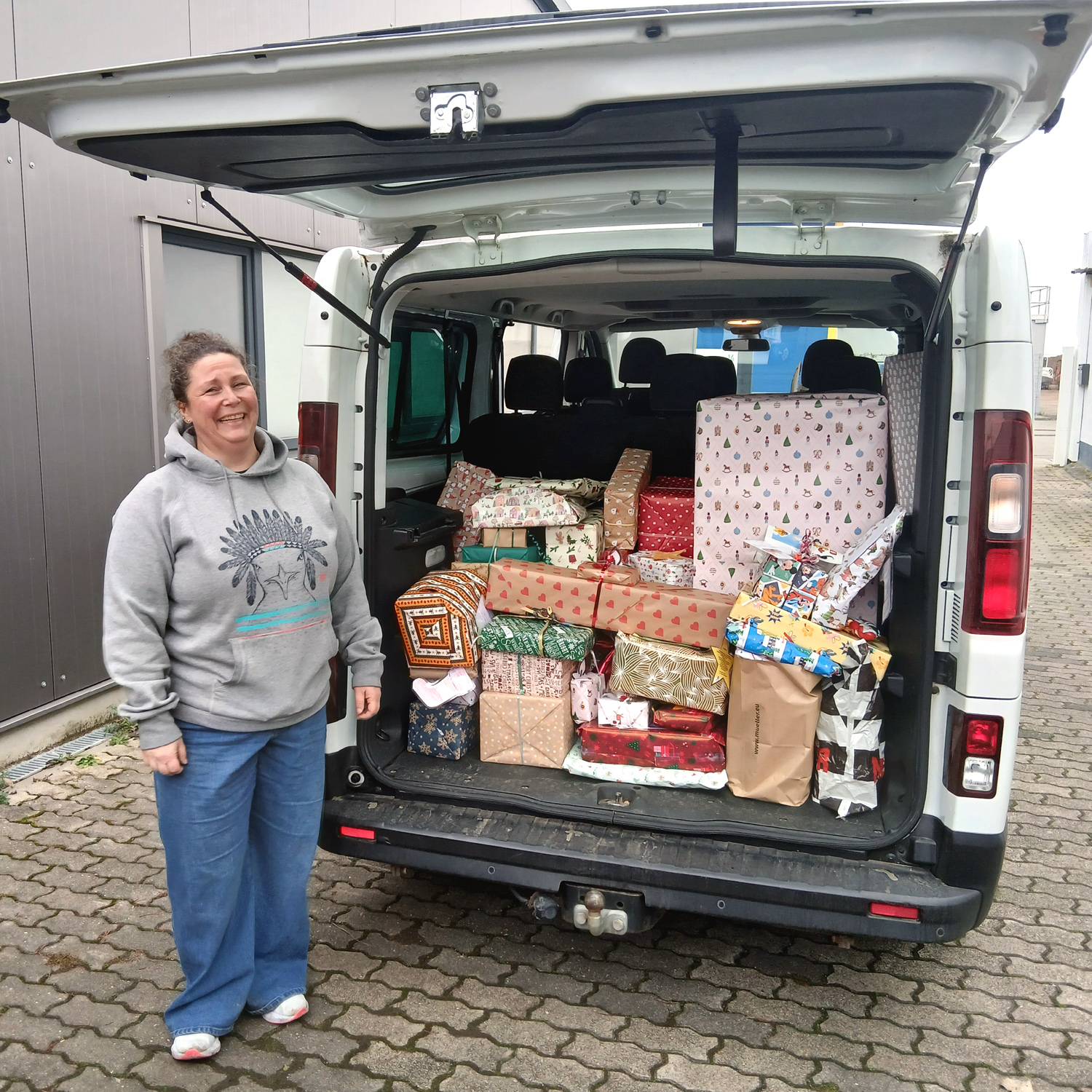 Über 100 Päckchen der Heidelberger Wunschbaumaktion