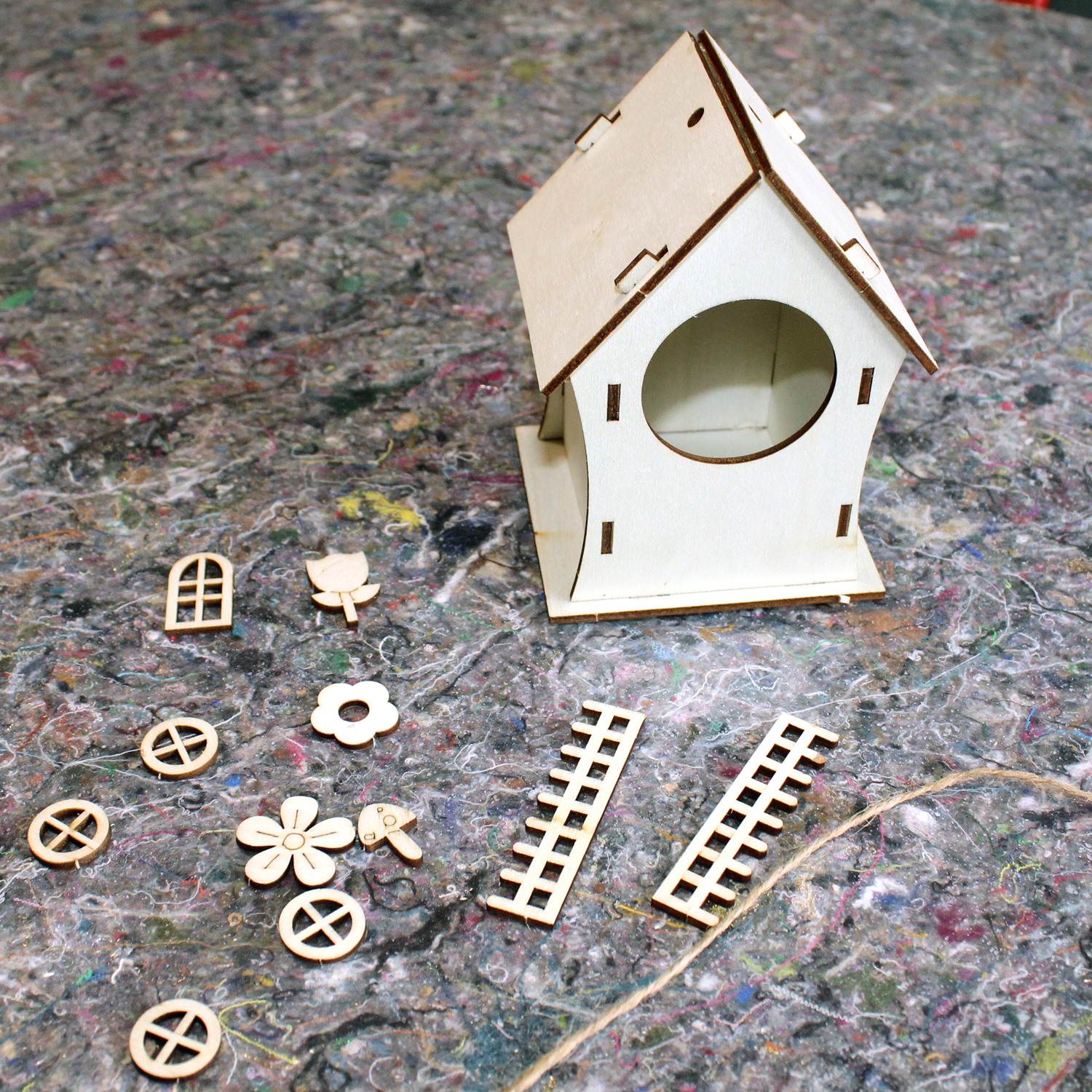 Unsere Vogelhaus-Werkstatt im Kindertreff