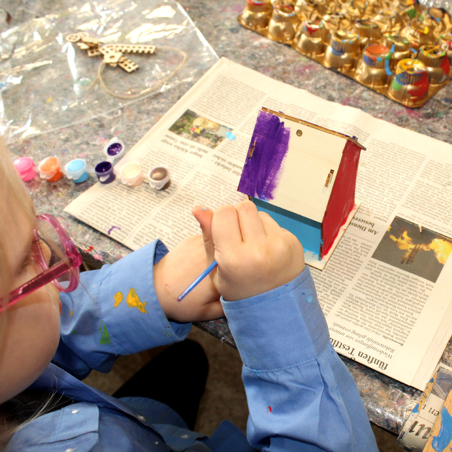 Unsere Vogelhaus-Werkstatt im Kindertreff