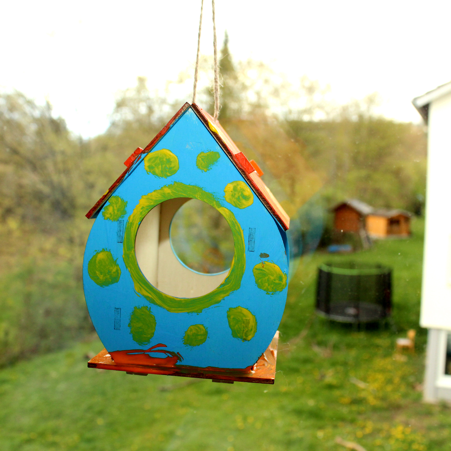 Unsere Vogelhaus-Werkstatt im Kindertreff