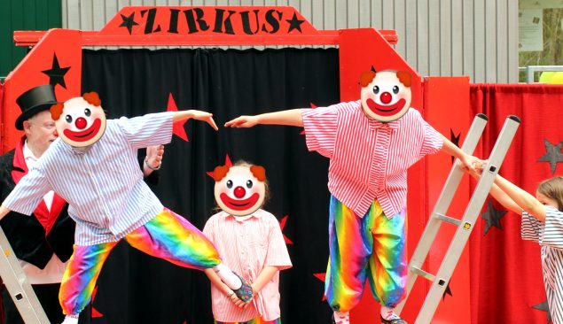 Zirkusauftritt im Waldkindergarten Auerbach