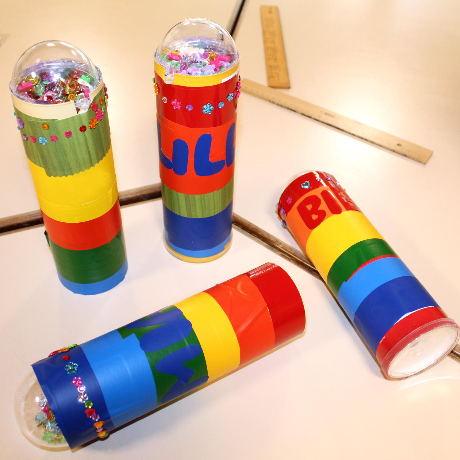 Wir basteln bunte Kaleidoskope