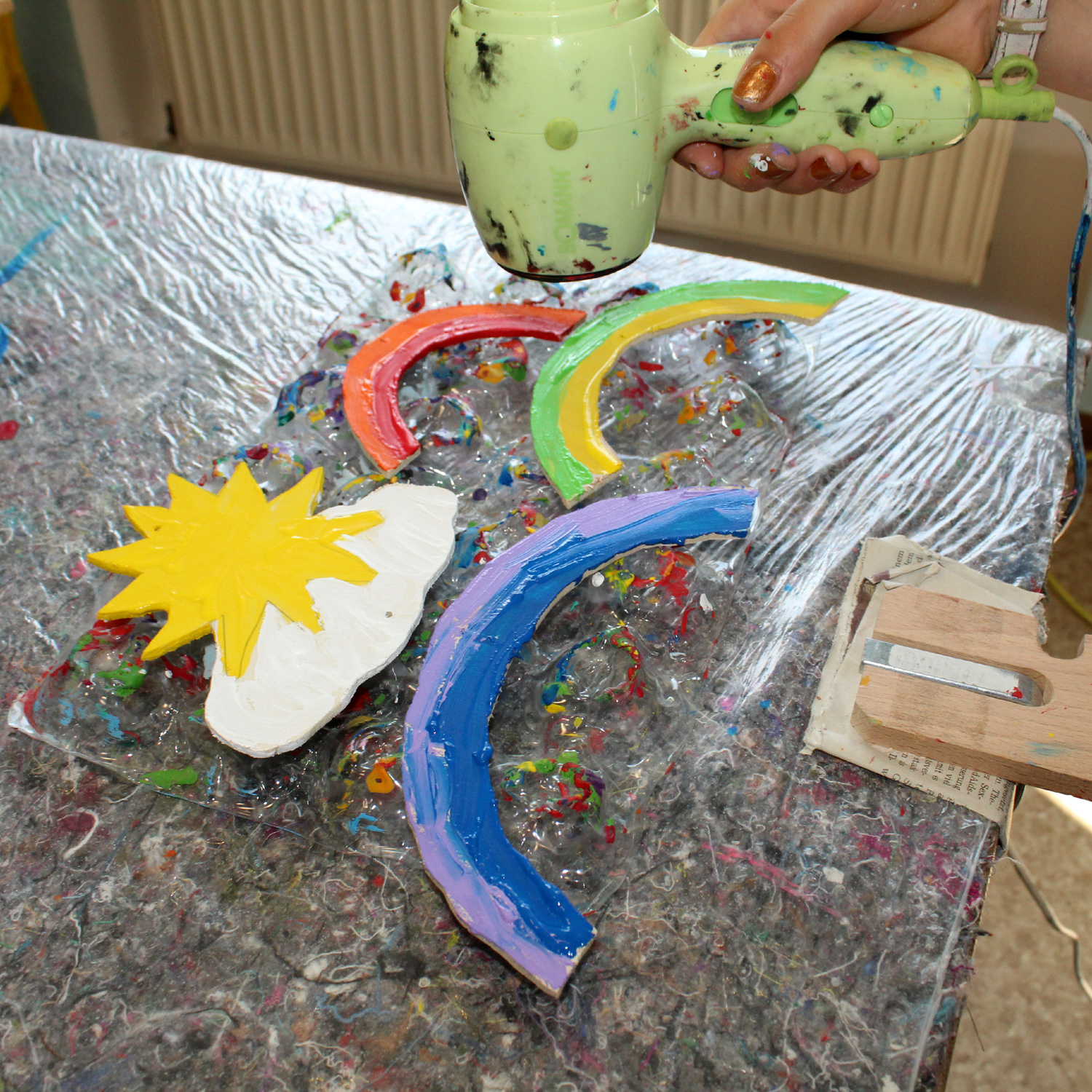 Regenbogenmobile-Werkstatt