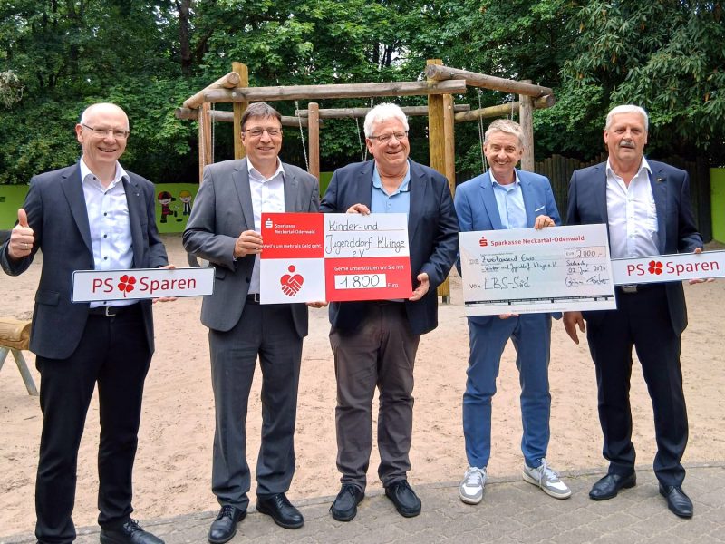 Spende dwe Sparkasse und der LBS